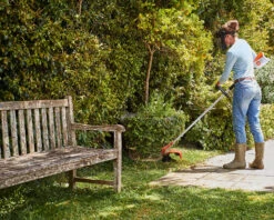 Stihl FSA60R Cordless Grass Trimmer Battery And Charger Set -Garden Tools Store 1 0000s 0001 FS FSA60R EU AW 003 037b1771 3980 4860 b29e 14ede03afc78