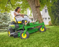 John Deere Z315E Zero-Turn Mower -Garden Tools Store 1 0000s 0002 r2g066989 LSC