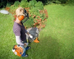 Stihl FS40 Grass Trimmer -Garden Tools Store FS40StrimmerLifestyle