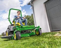 John Deere Z530M Zero-Turn Mower -Garden Tools Store Greendeck 0000s 0001 r2g024936 LSC