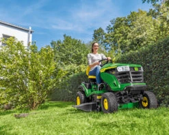 John Deere X127 Lawn Tractor 8 John Deere X127 Lawn Tractor -Garden Tools Store Greendeck 0000s 0001 r2g067112 LSC