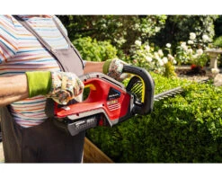 Honda HHH36BXB Cordless Hedge Trimmer -Garden Tools Store HOndaHedgetrimmerlifestyle1