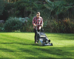 Hayter Harrier 48 Pro Autodrive BBC Lawnmower -Garden Tools Store HayterHarrier479ALifestyle