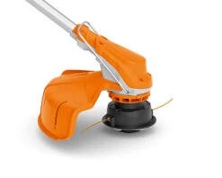 Stihl FSA86R Cordless Brushcutter -Garden Tools Store Main 0002 FS FSA86R EU SP 002 1