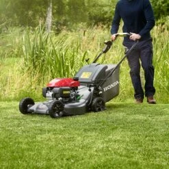 Honda Izy HRN 536 VY Lawnmower -Garden Tools Store MainImage4 a143a67f 4d33 4112 b7b9 b13035caddd0