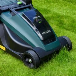 Hayter Hawk 43 AD Cordless Lawnmower -Garden Tools Store Mainimage3 6e84fa0d ed30 416b bb5f de7eb09058cb